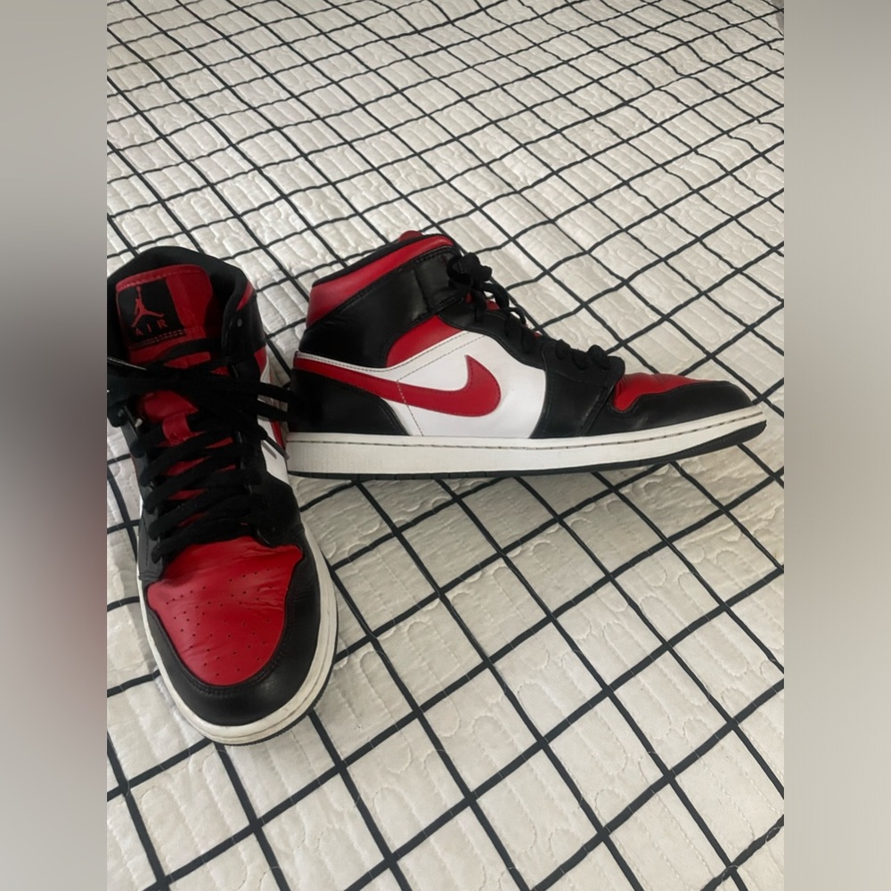 NIKE Air Jordan